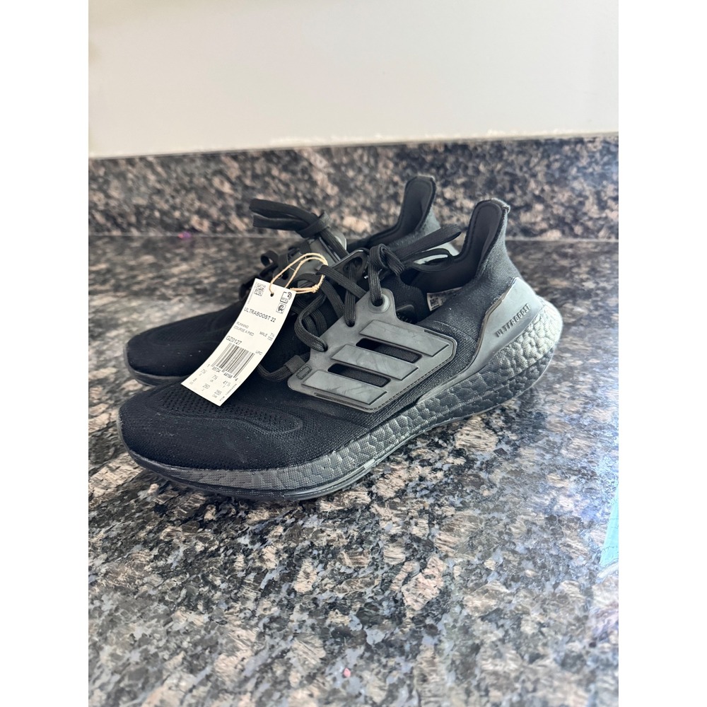 Adidas Ultraboost 22 Mens Running Shoes Core Black GZ0127 Size 8 NWT sneakers